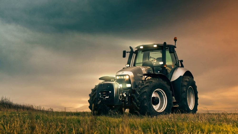 Se pregăteşte programul PRIMUL TRACTOR, pentru fermieri