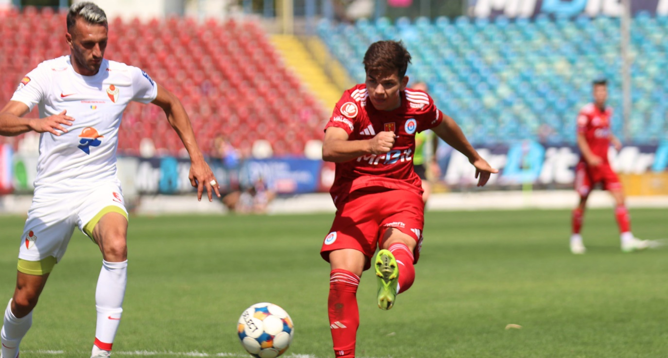 Test reușit pentru Oțelul, fără Balint pe bancă: 2-0 cu FC Bacău, pe teren propriu