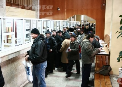 Gălăţenii şi-au plătit dările