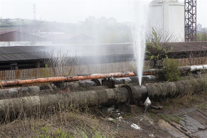 Combinatul şi Primăria supun testului de paternitate ţeava care aduce apa în oraş