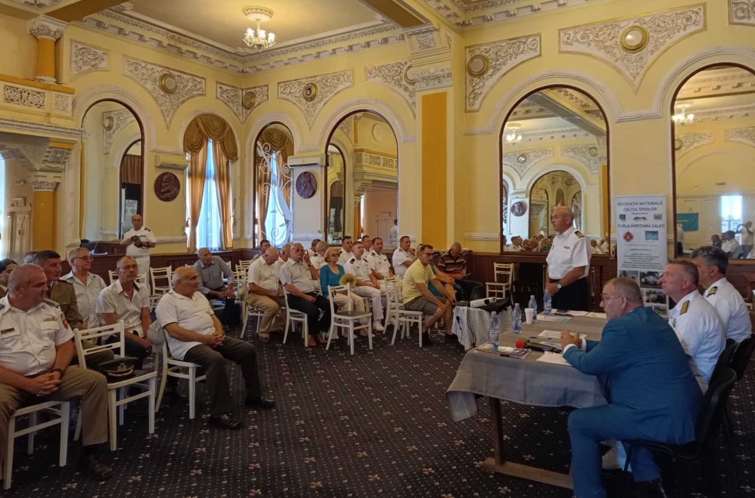 Simpozion și expoziţie dedicate Zilei Marinei