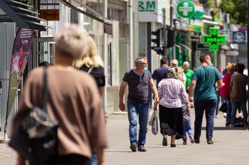 De la an la an, se accentuează procesul de îmbătrânire demografică
