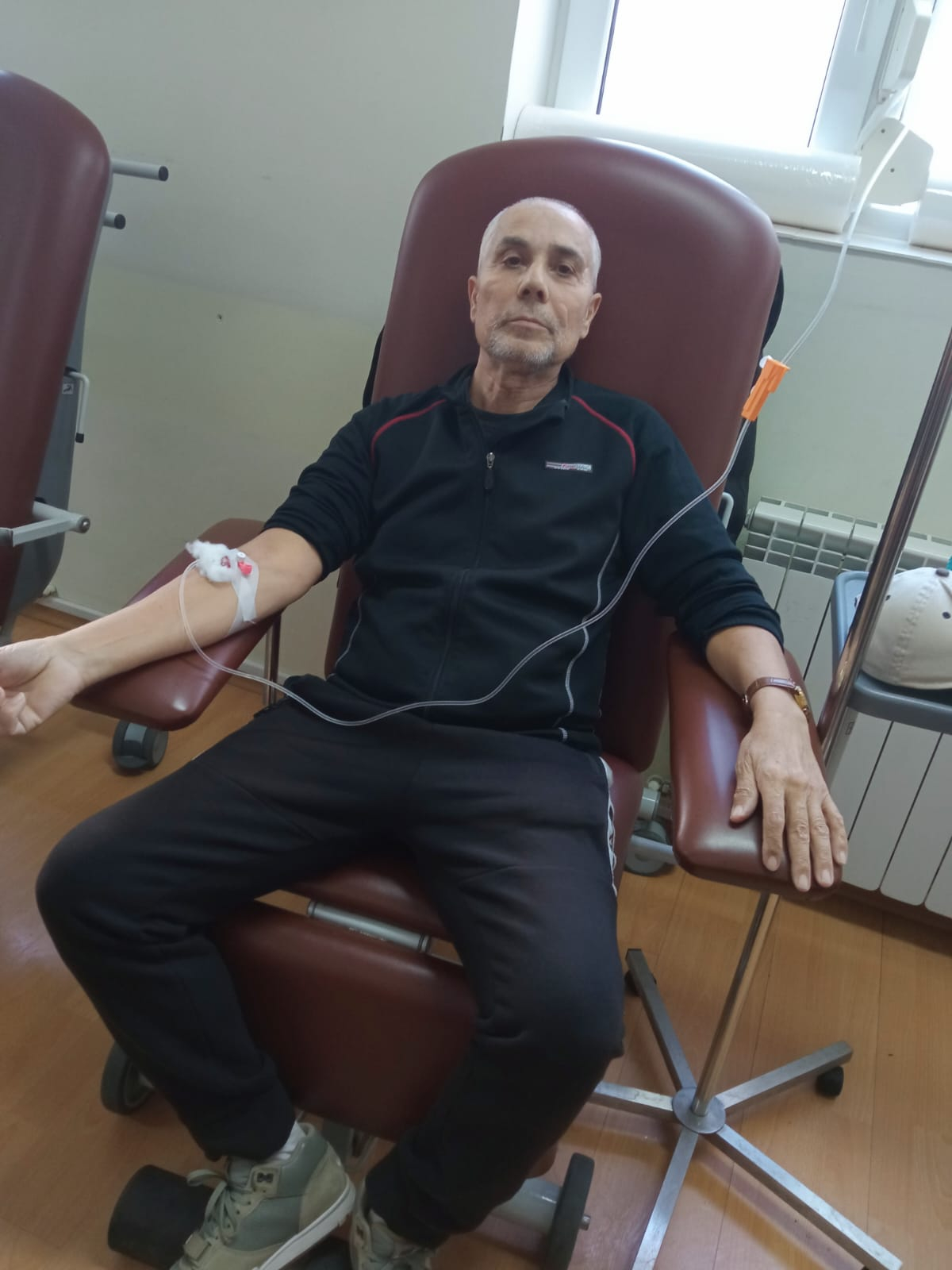 În lupta cu cancerul, Gheorghiță are din nou nevoie de noi