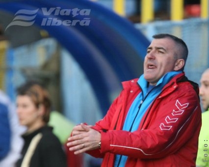 Grigoraş crede că echipa sa trage mai puţin la cântar