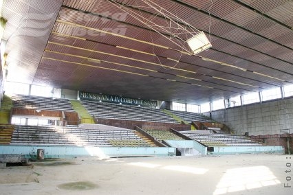 Iar se reabilitează Sala Sporturilor 