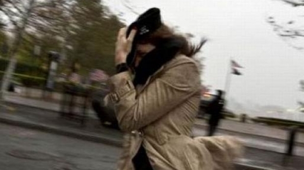 Galaţiul, sub COD GALBEN de vânt puternic