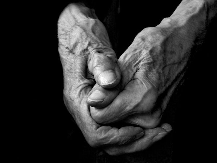 Poţi primi bani ca să îţi dai pământul în lucru