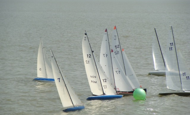 NAVOMODELISM. Gălățenii continuă să domine competițiile naționale