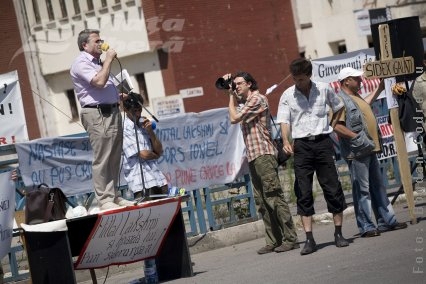 Protest fără ecou la poarta combinatului ArcelorMittal