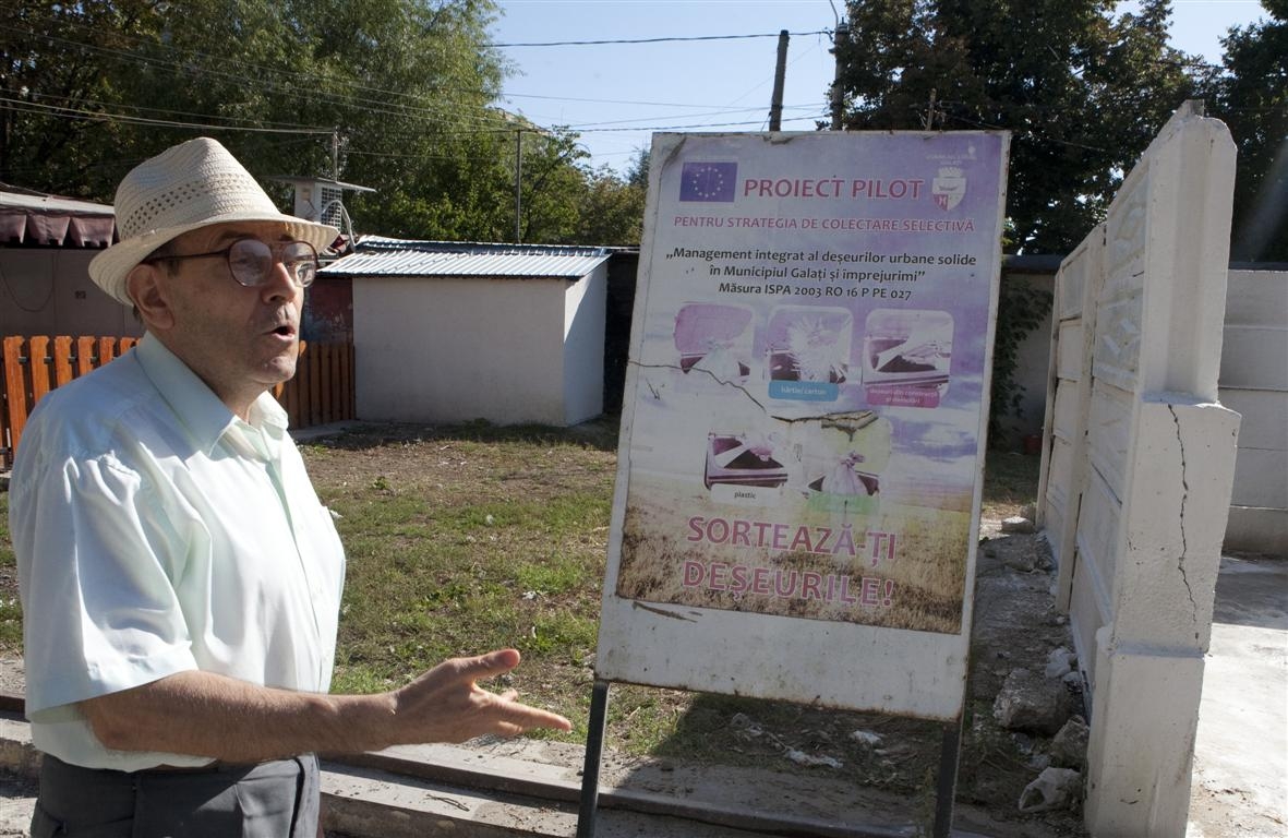 Problemele din Micro 39: "Alegem gunoiul, apoi îl amestecăm!" 