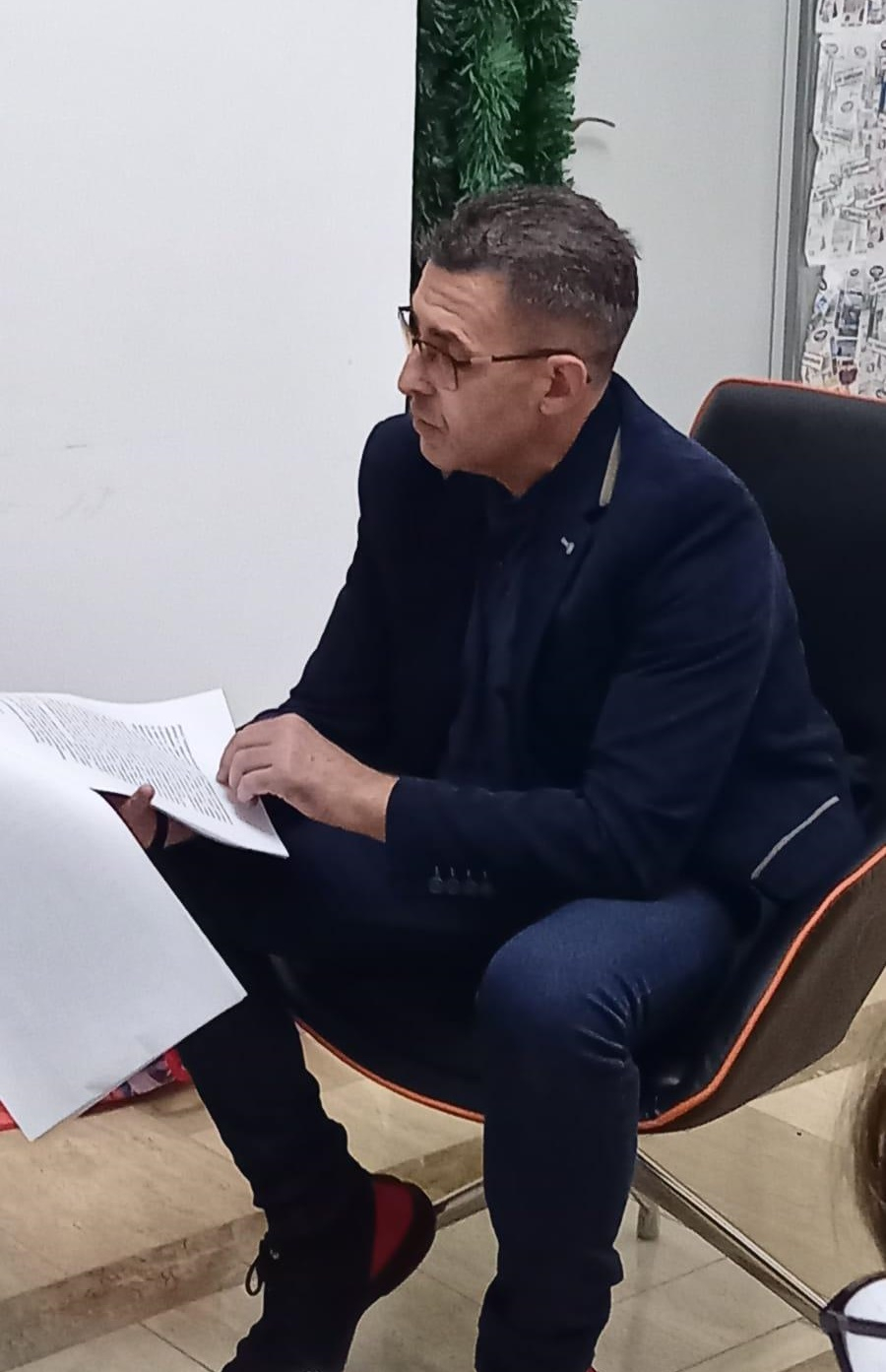 Mesagerul temporal - o poveste din poveste, la „Noduri şi Semne”