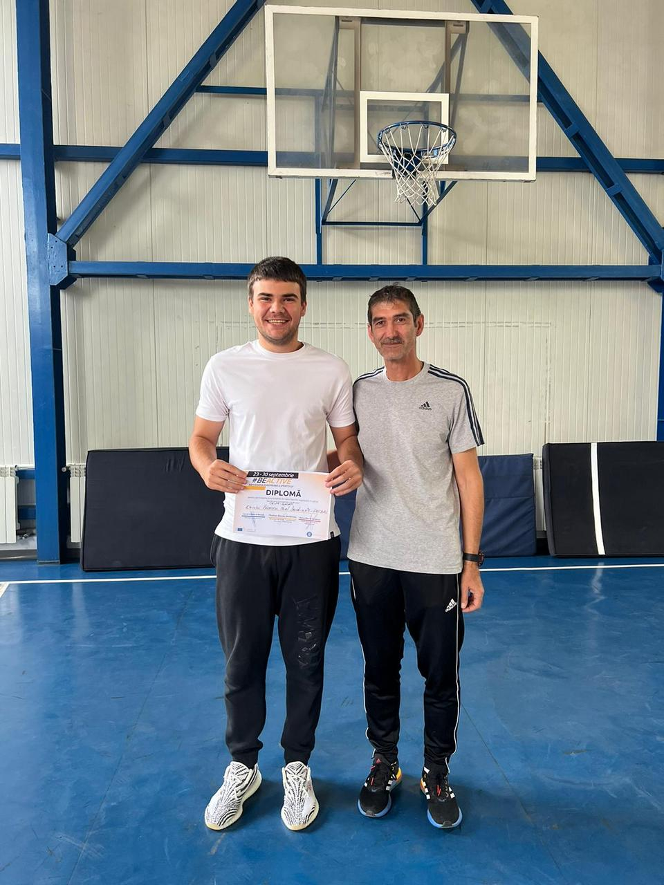 Îndrumați de diriginte, au jurat credință patriei