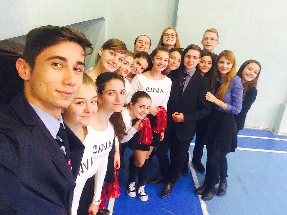 TINERII ŞI ORAŞUL/ Cum au sărbătorit elevii 147 de ani de CNVA