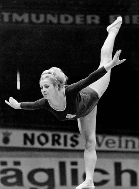 Remember: Vera Ceaslavska (1942-2016), patinatoarea multiplă campioană la gimnastică