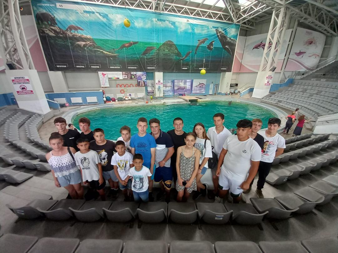 Excursie la mare pentru 20 de copii din Suceveni