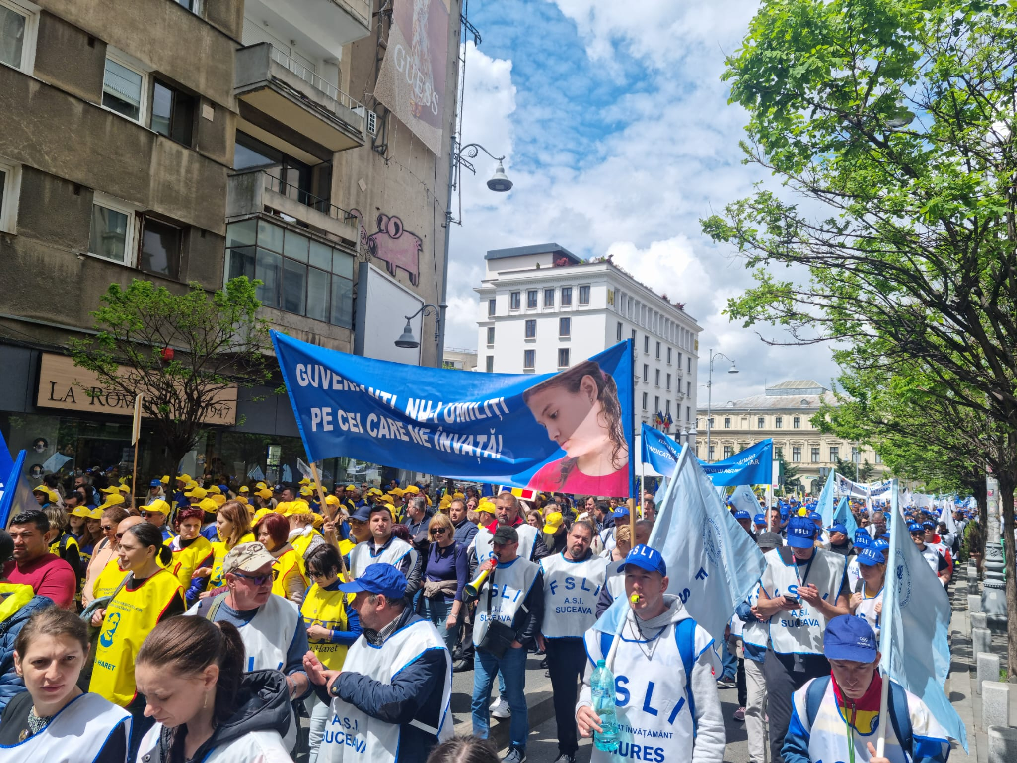 Marcel Ciolacu ar negocia, în weekend, cu sindicatele din Educație