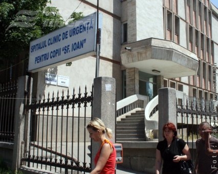 Sărbătoare pentru micii pacienţi de la „Sfântul Ioan”