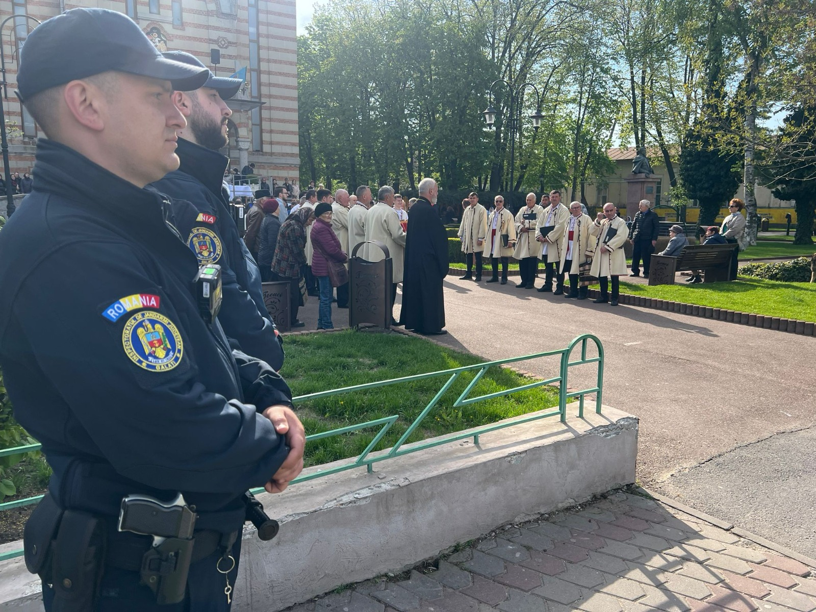 Jandarmii au asigurat liniştea la hramul Catedralei din Tecuci