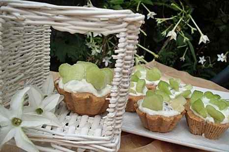 Delicii cu puţine calorii pentru zilele de vară