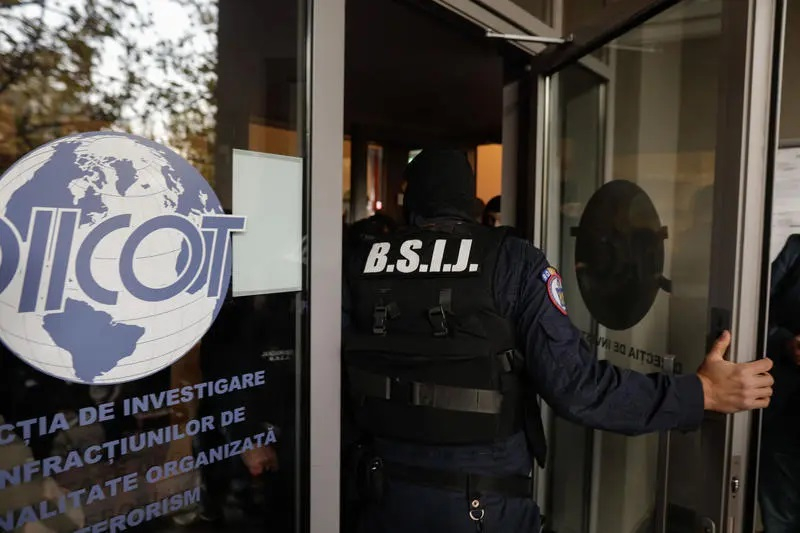 Antrenor de lot național, acuzat de trafic de persoane