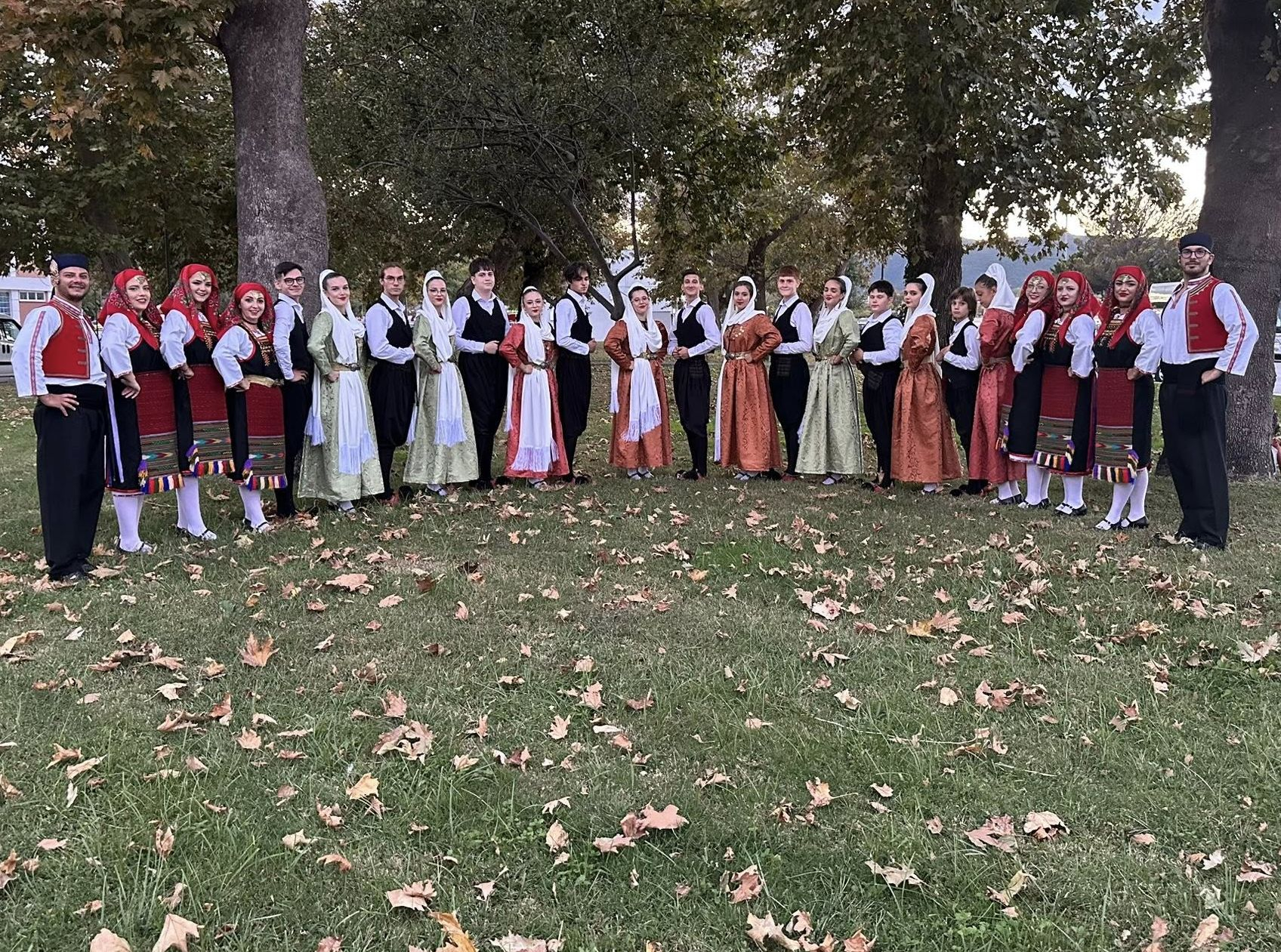 Dansatorii Ansamblului „Olympos” au cucerit Grecia