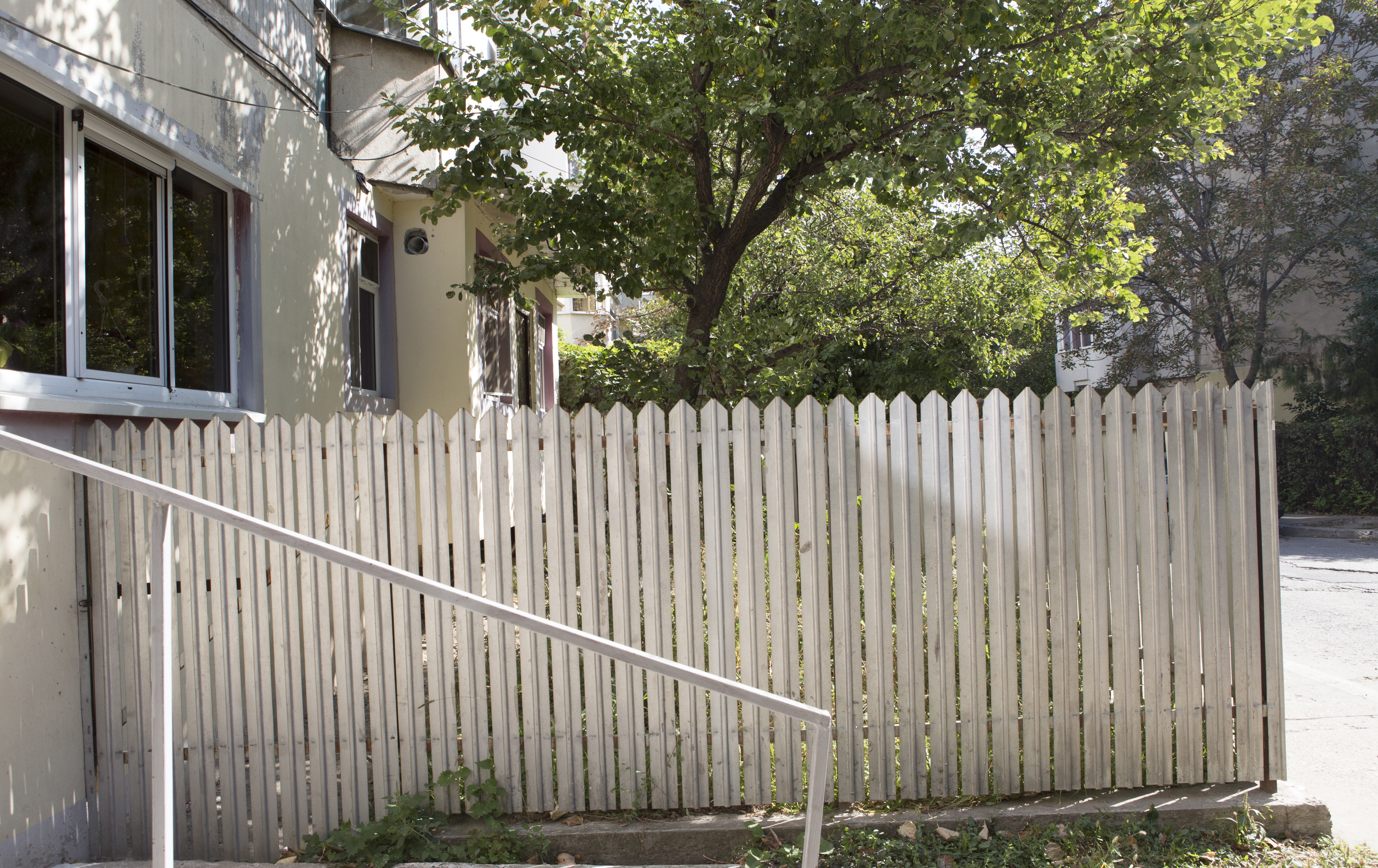 Ambiţie şi BIROCRAŢIE: 13 ani de RĂZBOI în jurul unui BALCON