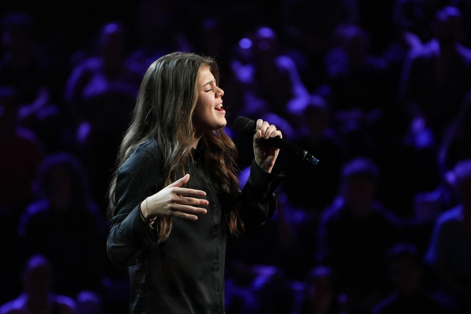 Maia Fluture din Galaţi a făcut KO juriul şi publicul la „X Factor” (VIDEO)