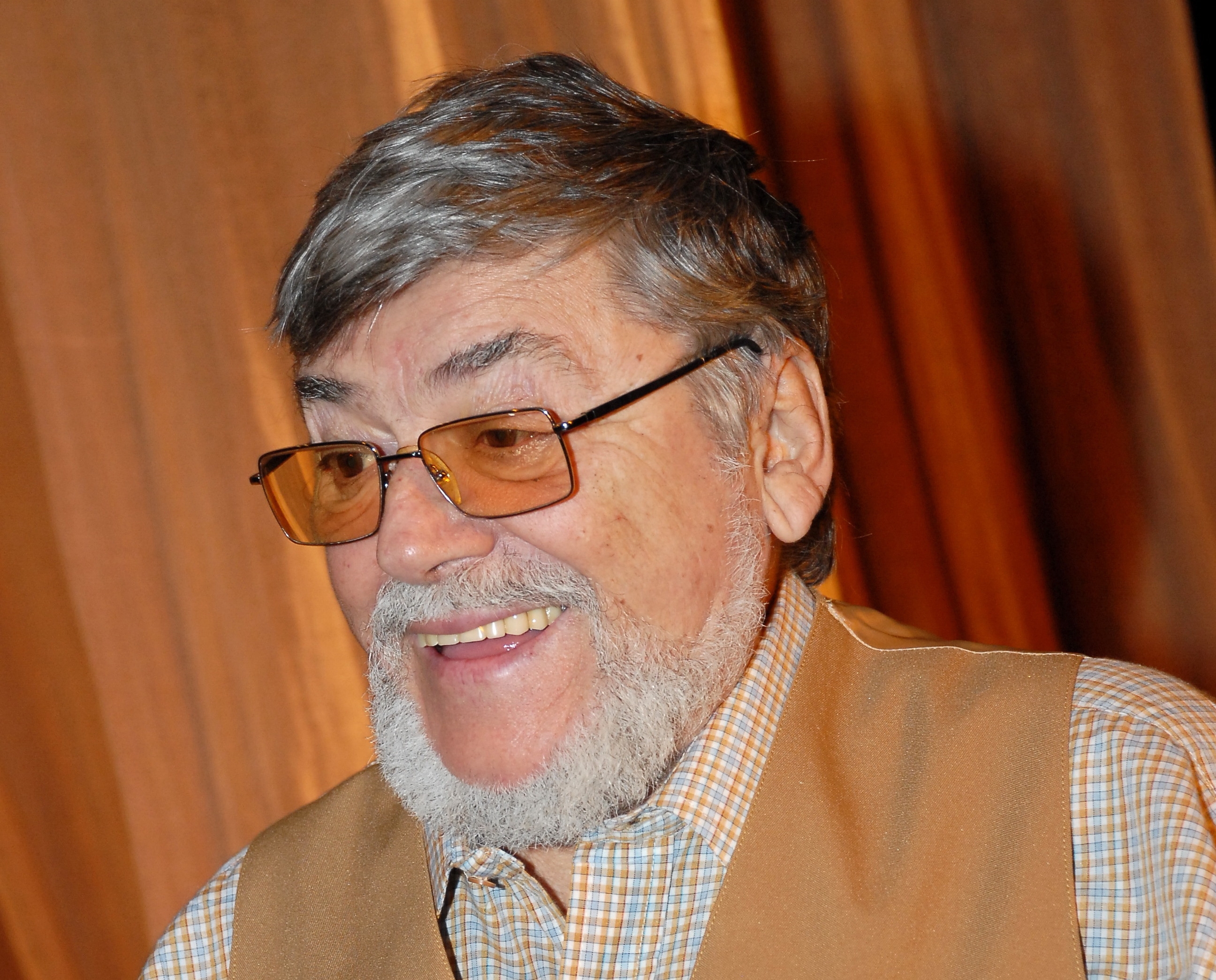 Actorul Grig Dristaru, la aniversare: „Teatrul înseamnă viaţă”