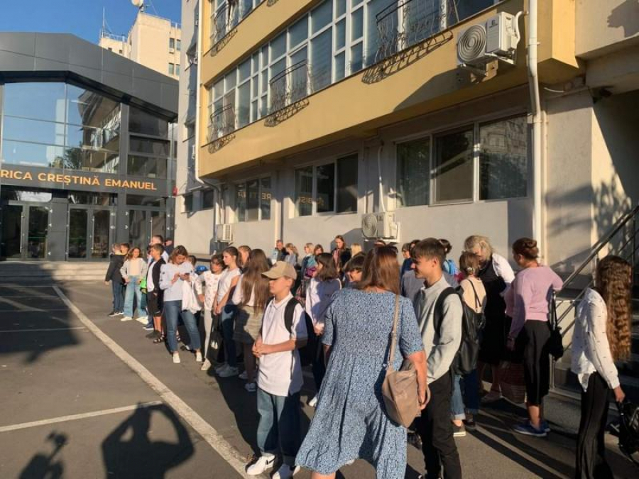 Măsuri pentru prevenirea consumului de droguri și combaterea violenței în școli