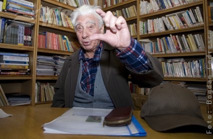 Supravieţuitor al Holocaustului - Inima lui Devy nu vrea să uite nimic