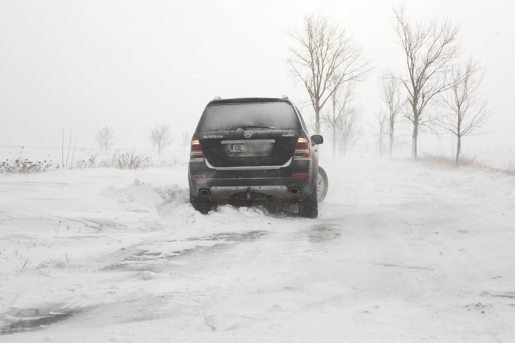 Sportul, în hibernare! Mai multe competiţii au fost amânate din cauza viscolului