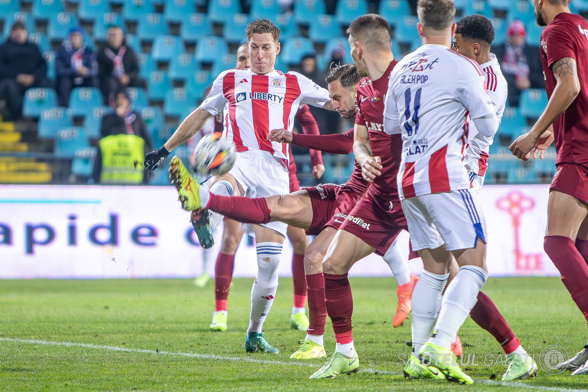 Obiectiv schimbat la Oțelul