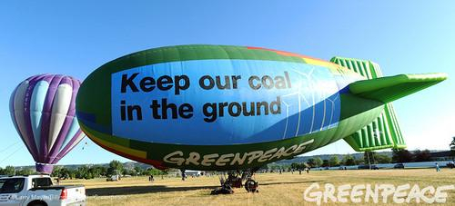 America se transformă într-o societate izolată