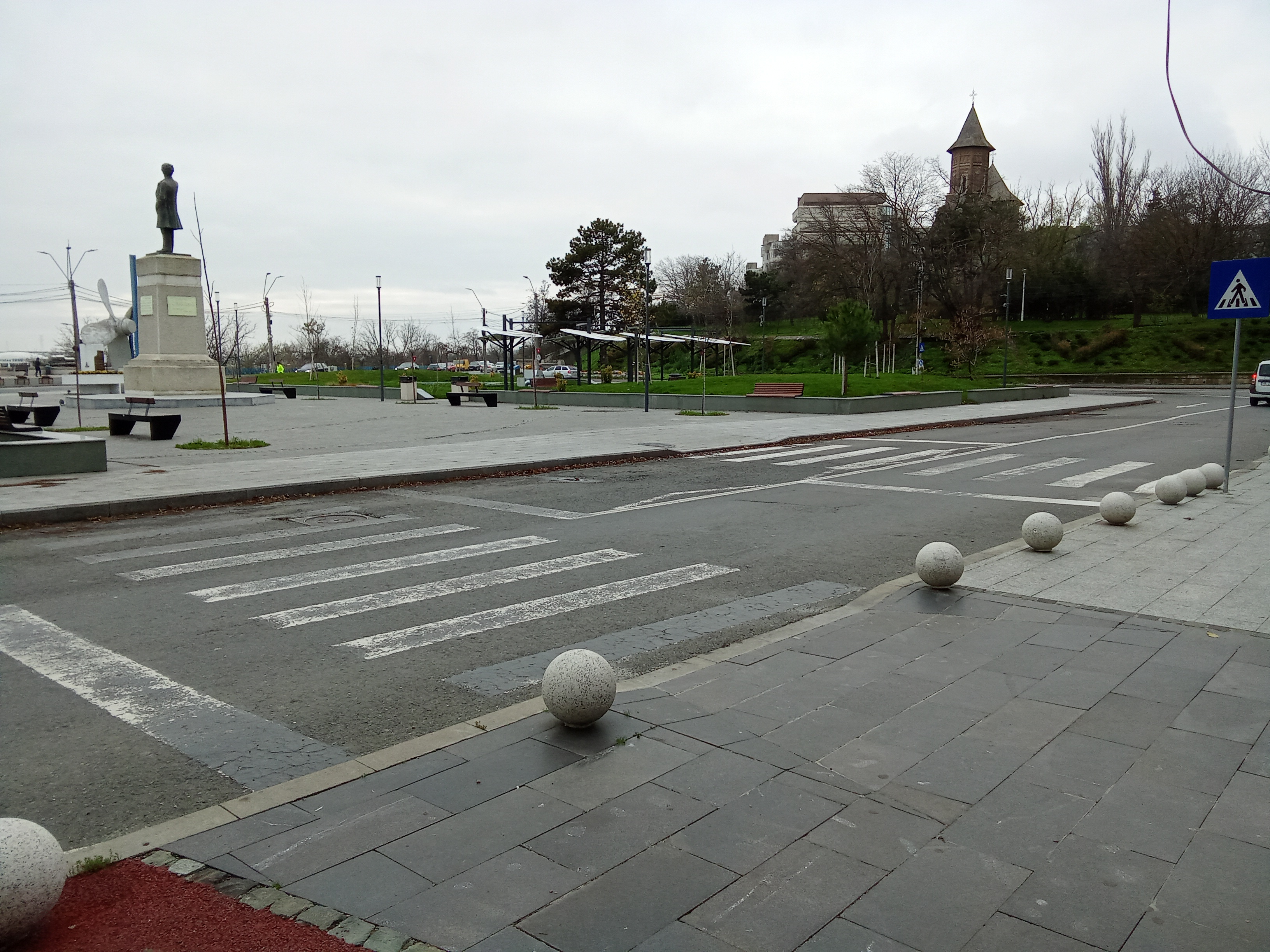 Poza zilei. O trecere de pietoni cu dublare de personalitate