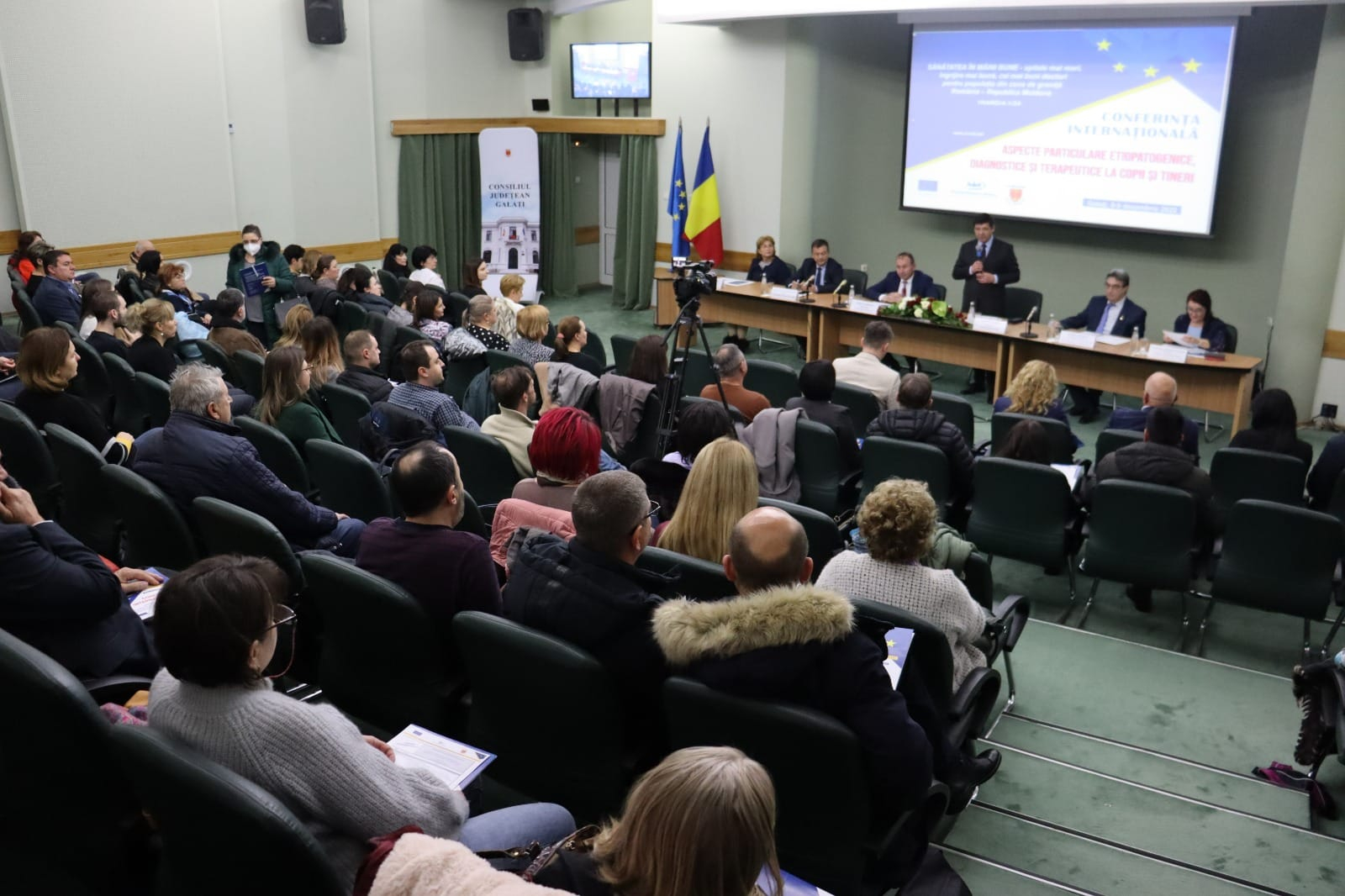 Dezbatere despre afecțiuni ale copiilor și tinerilor