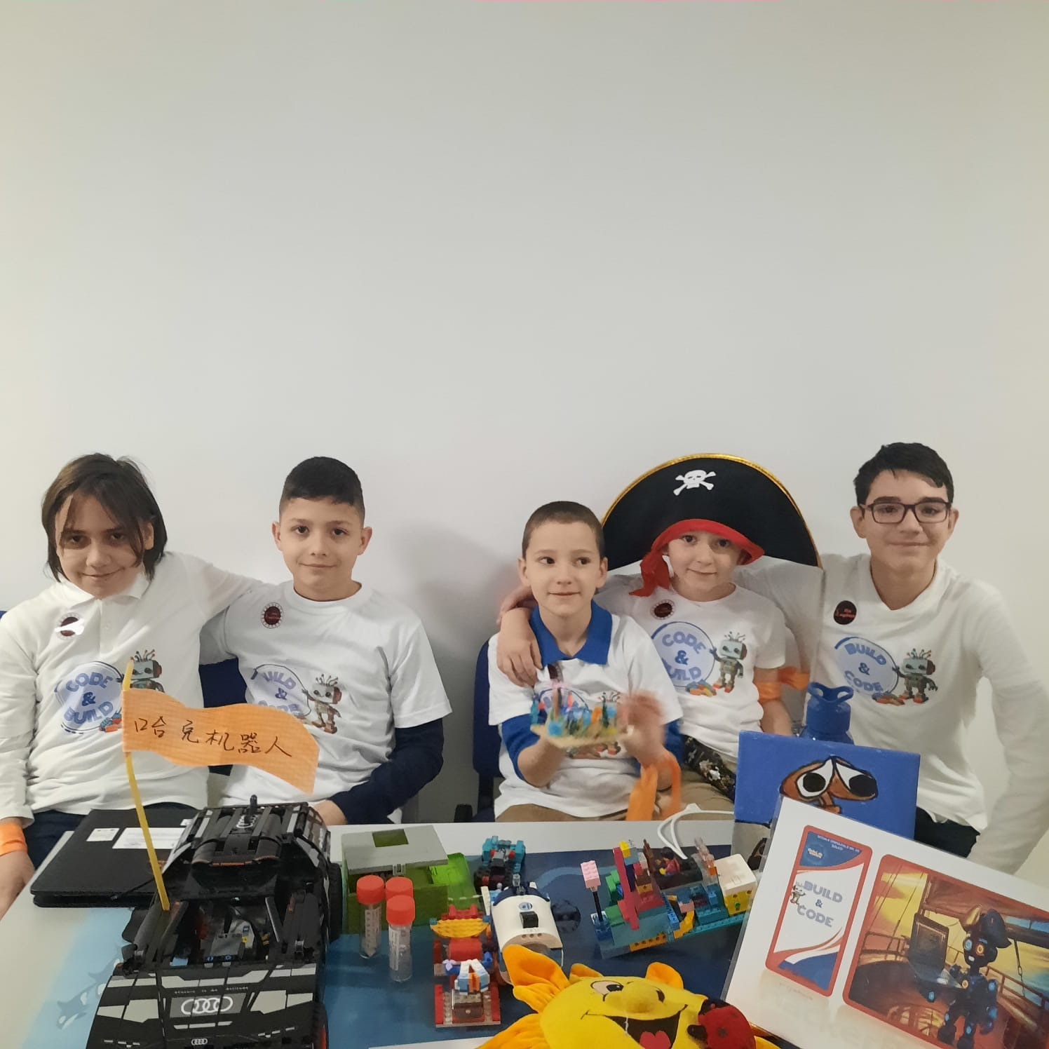 Echipa de robotică a Școlii Nr. 26, la concursul „First Lego League”