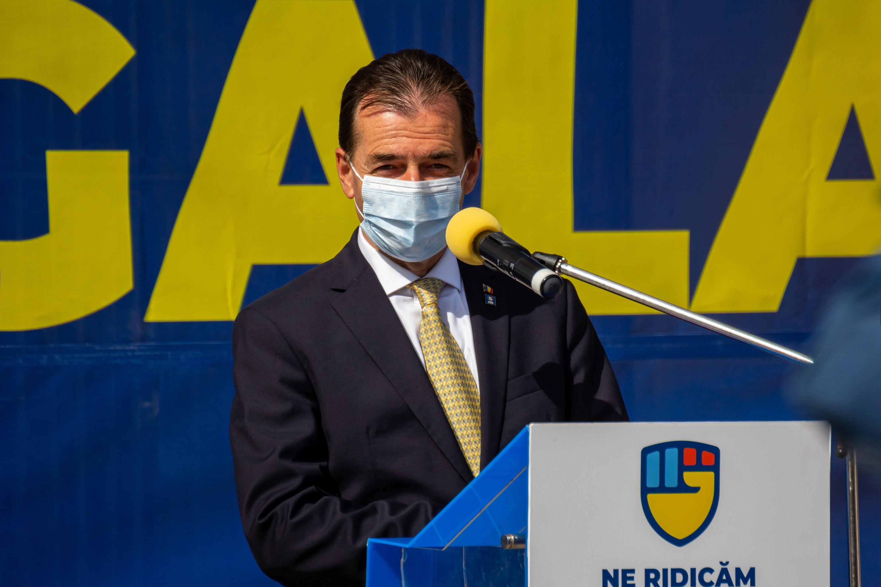 Premierul și-a dat demisia