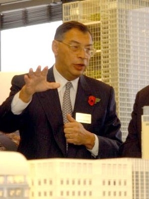 Regina Marii Britanii i-a acordat titulul de cavaler omului de afaceri George Iacobescu