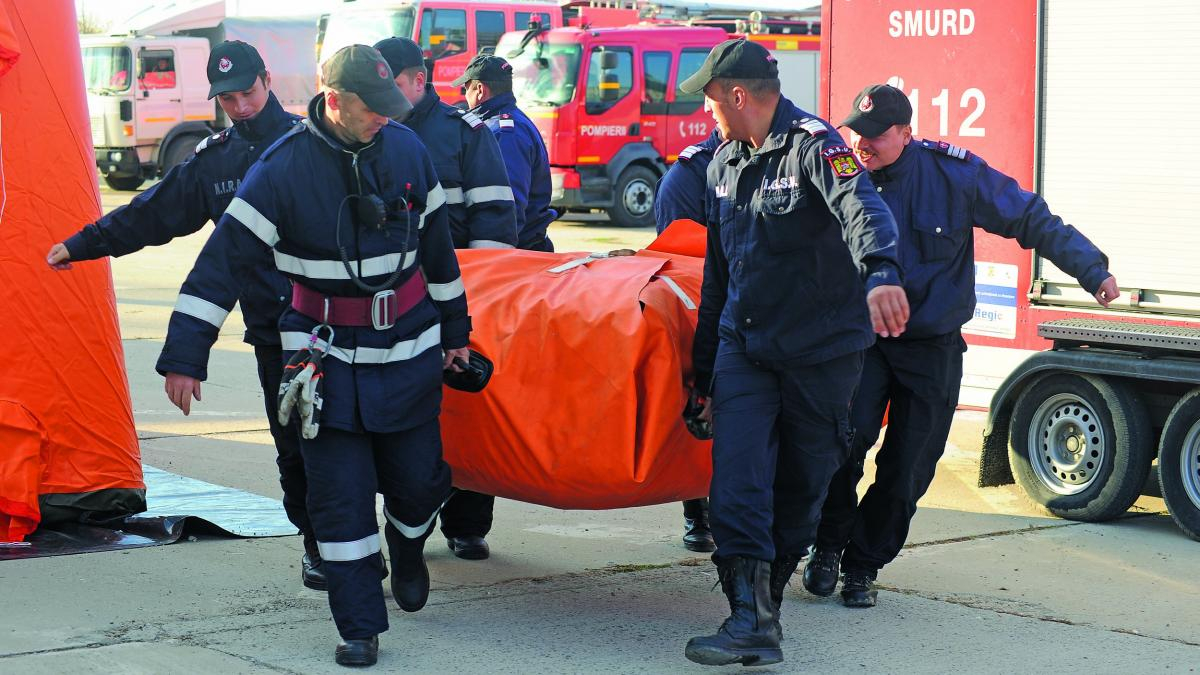 Intervenție complexă după seism, la Metalurgic