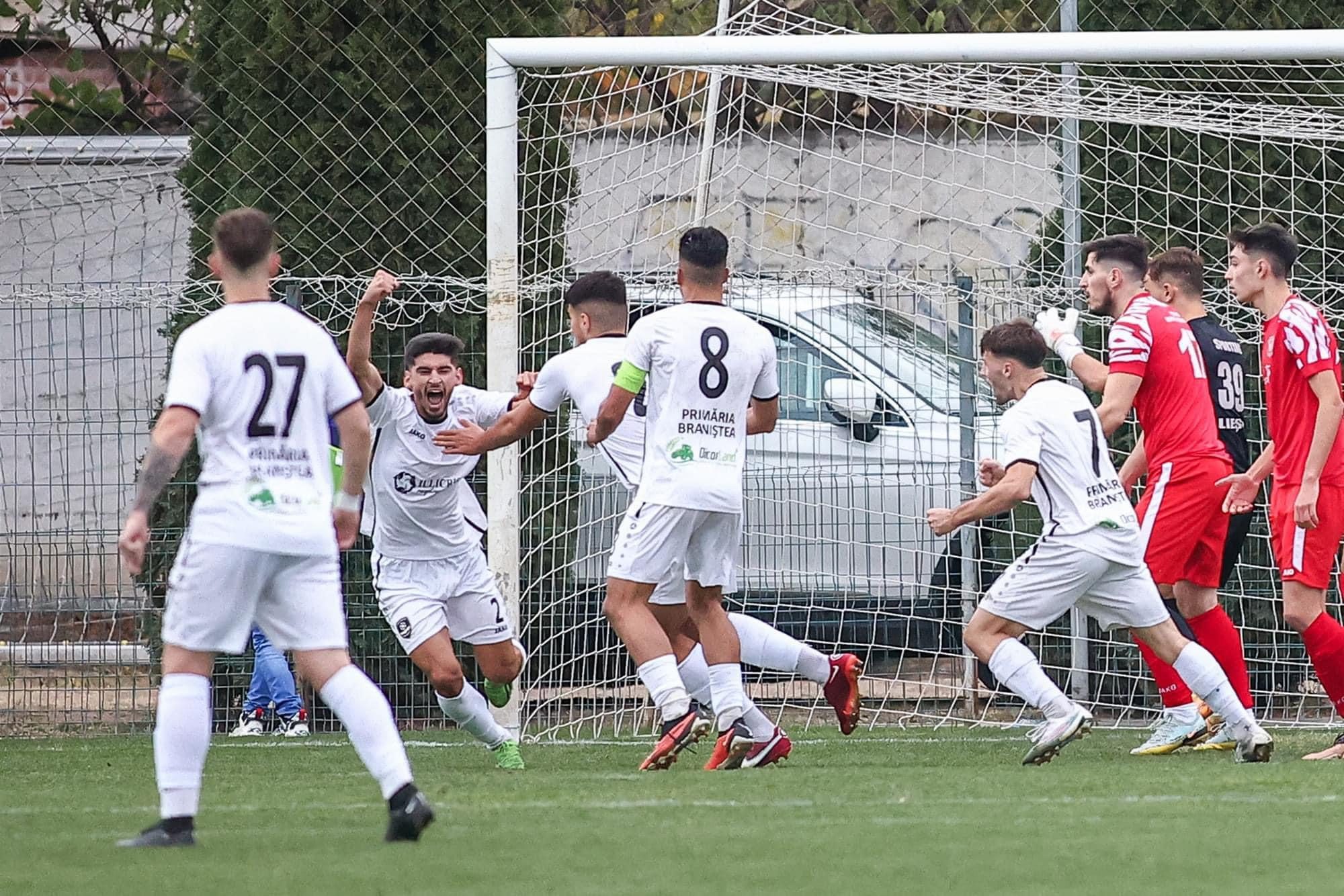 Cel mai bun jucător continuă la Braniștea