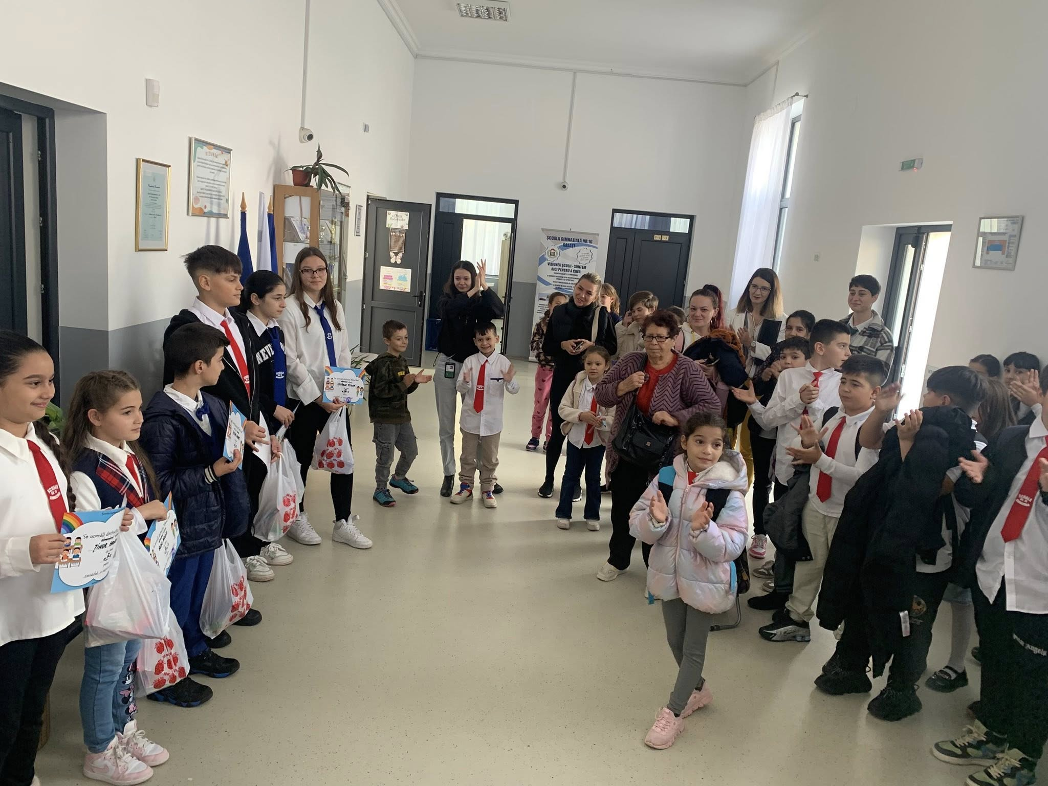 Școala Nr. 16 premiază „Elevul lunii octombrie”