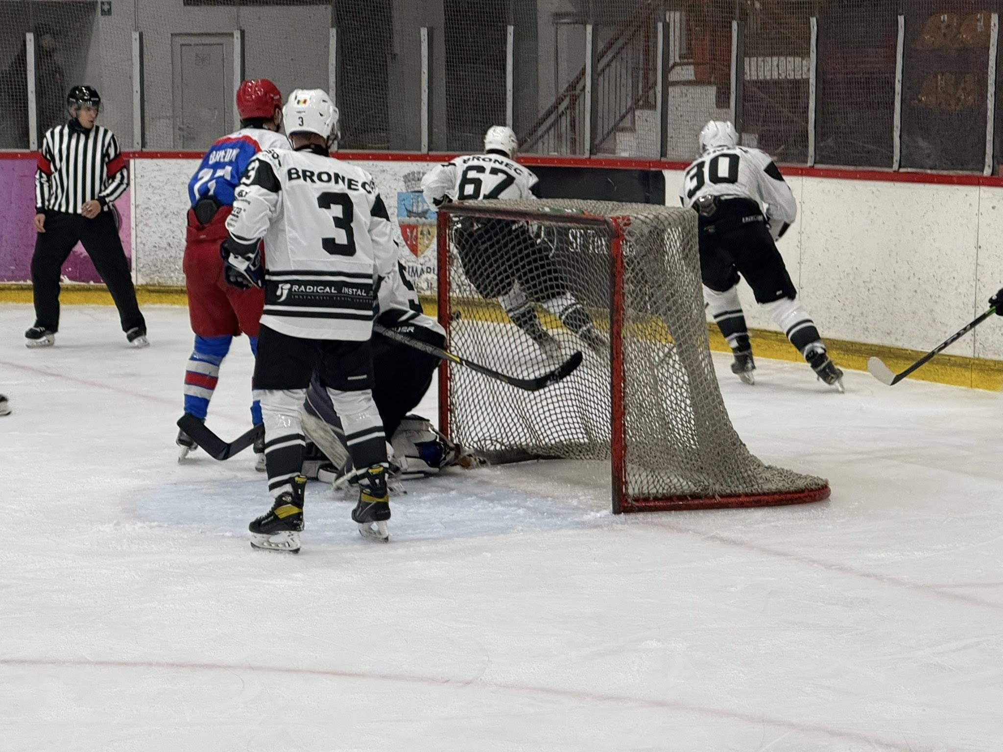 Victorii ale hocheiștilor. Din sportul gălățean