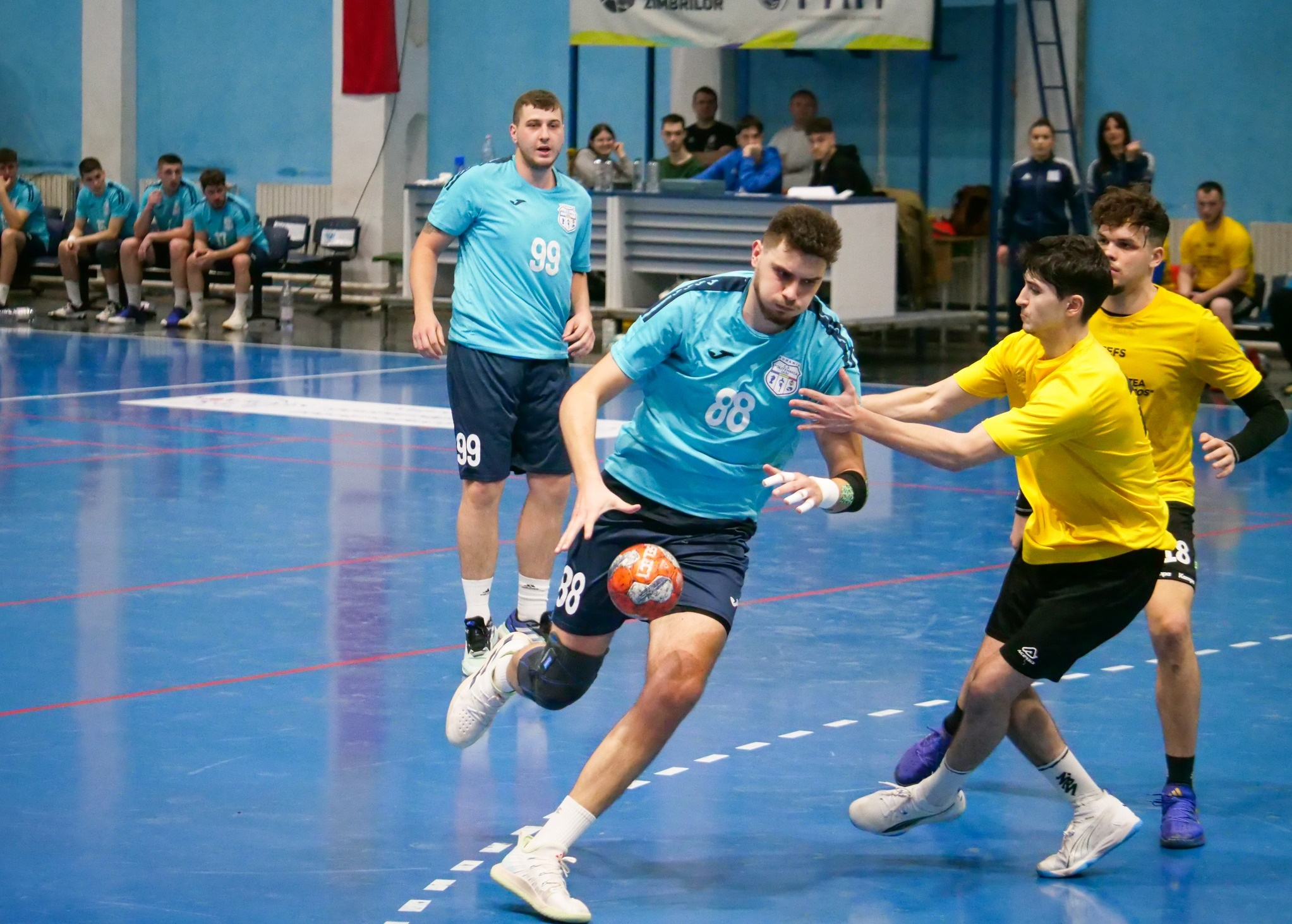 Handbaliştii - medaliaţi universitari. Din sportul gălăţean