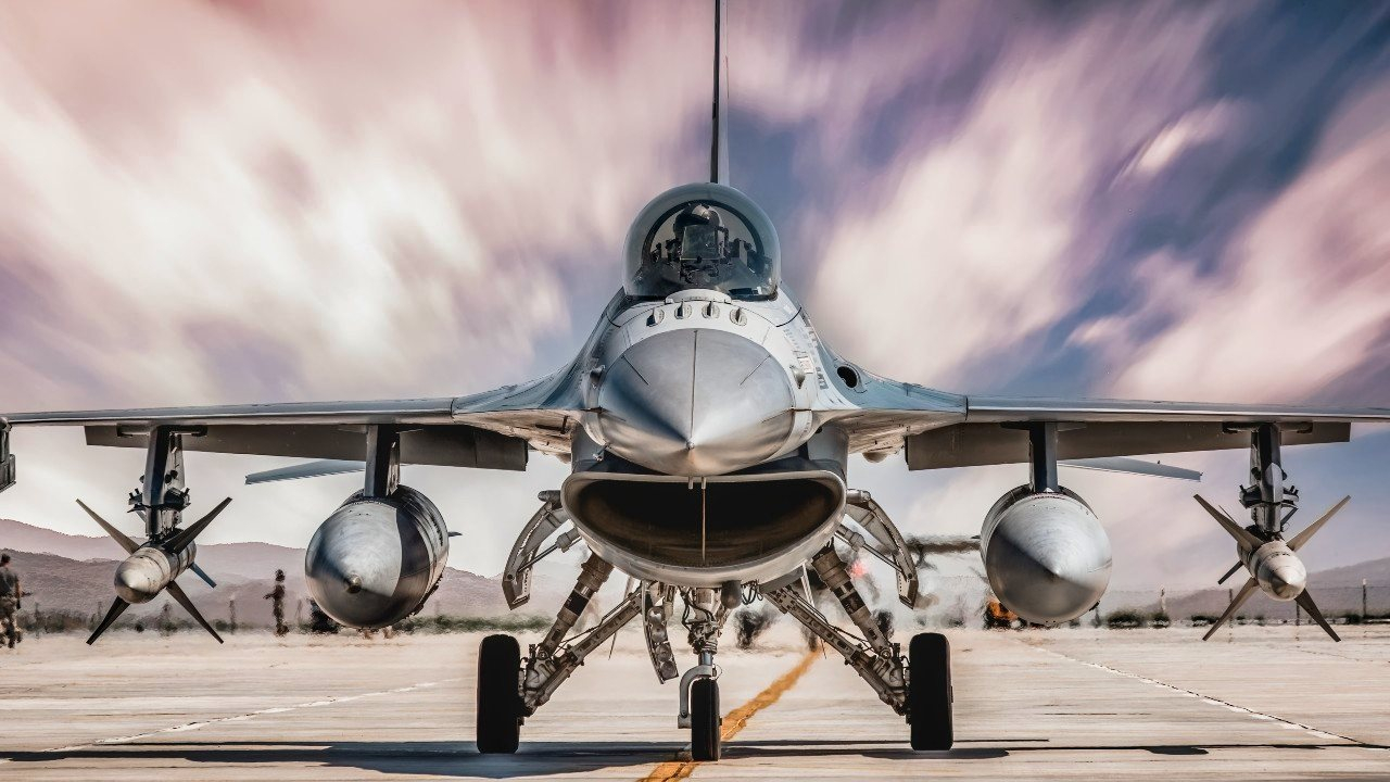 Norvegia a livrat României încă trei avioane F-16