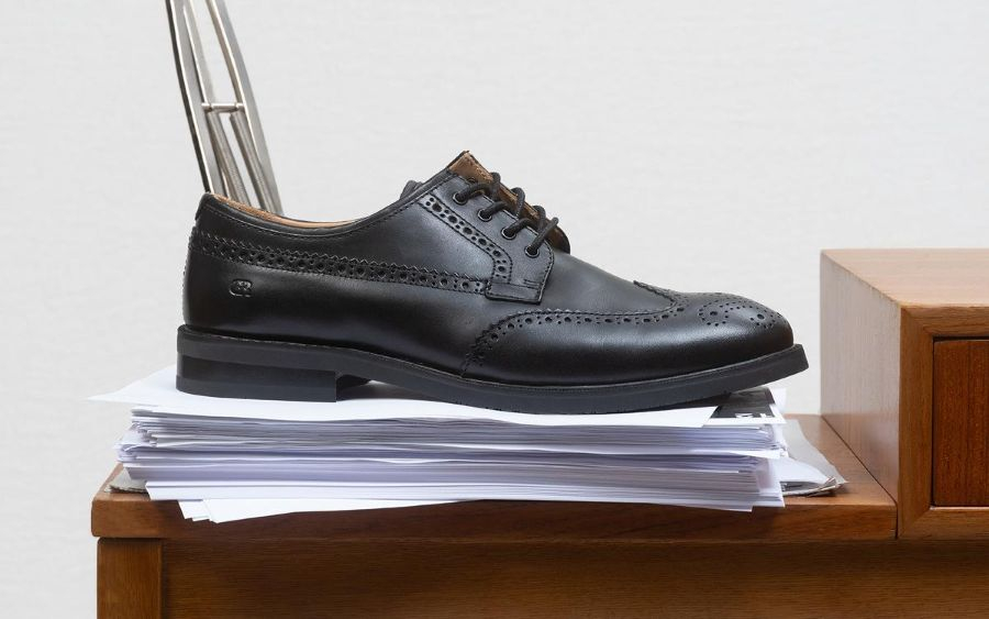 Pantofi bărbați care salvează orice ținută: alegeri practice pentru persoanele active