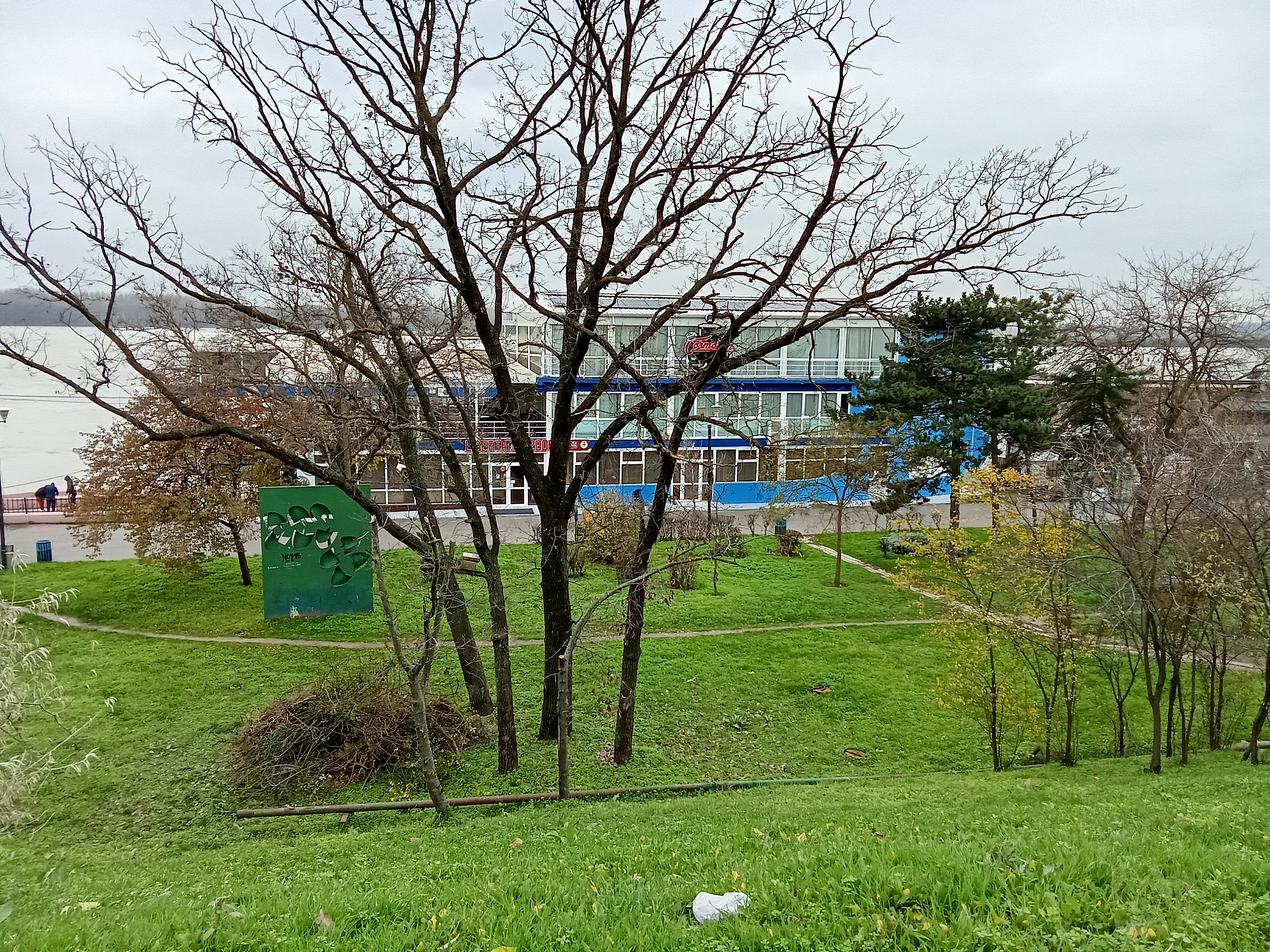 Demolarea construcţiilor de pe Faleză, blocată în instanţă