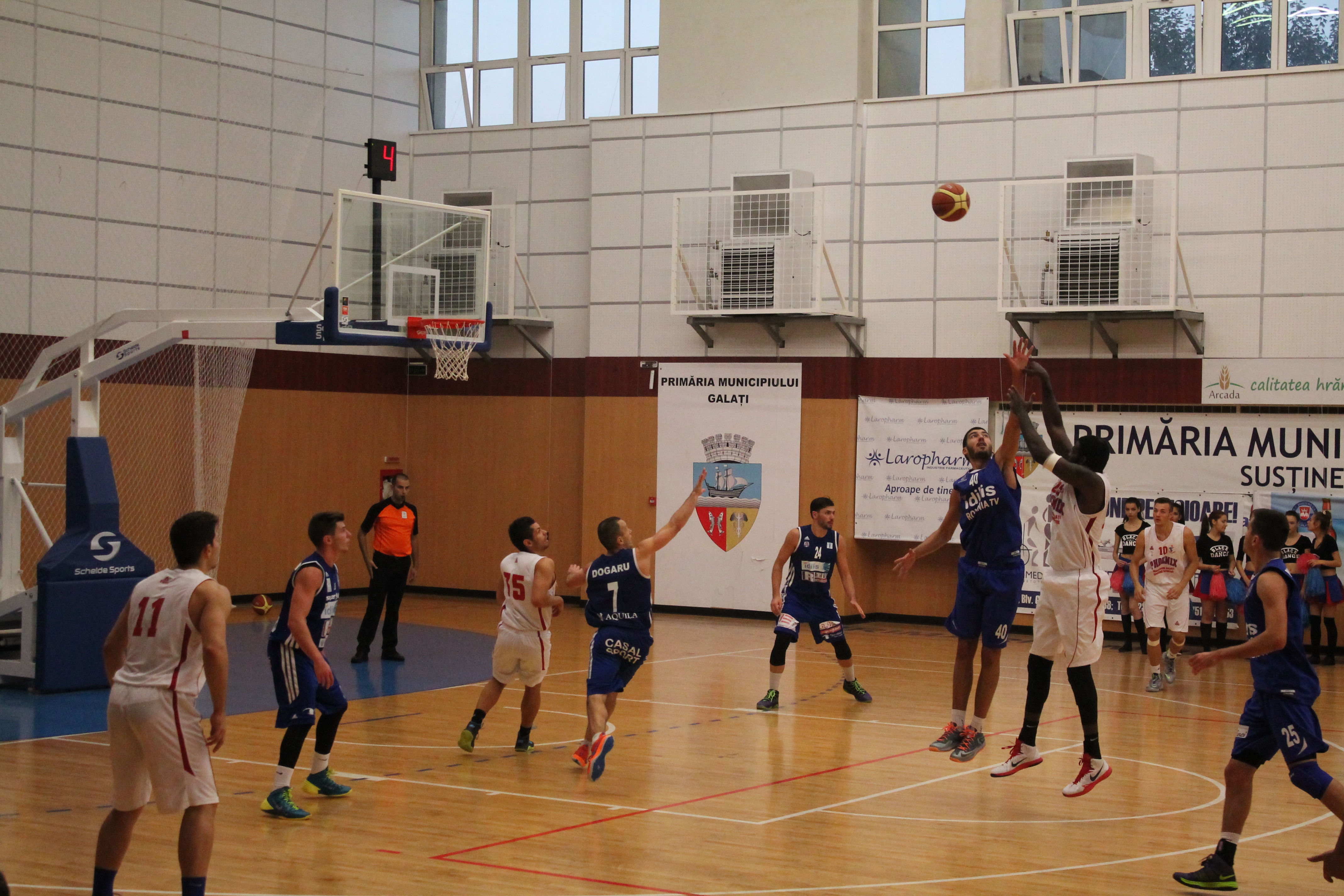 BASCHET MASCULIN/ Phoenix U, ŞAPTE VICTORII din şapte posibile!