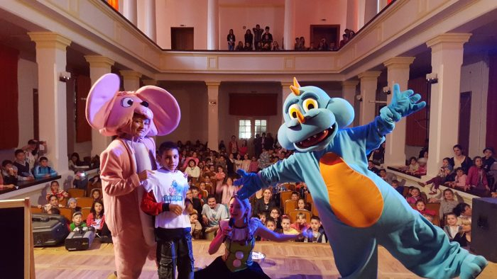 Teatru de vacanţă pentru copii