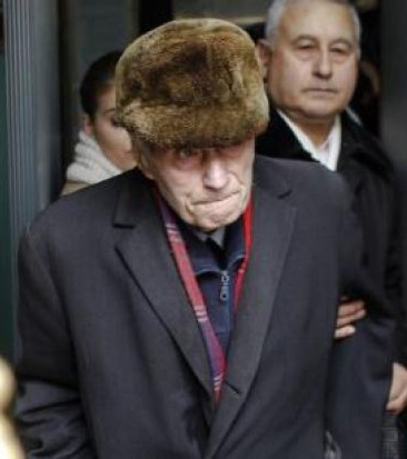 UPDATE/ Primul torţionar comunist condamnat, Vişinescu, a fost ridicat de polițiști