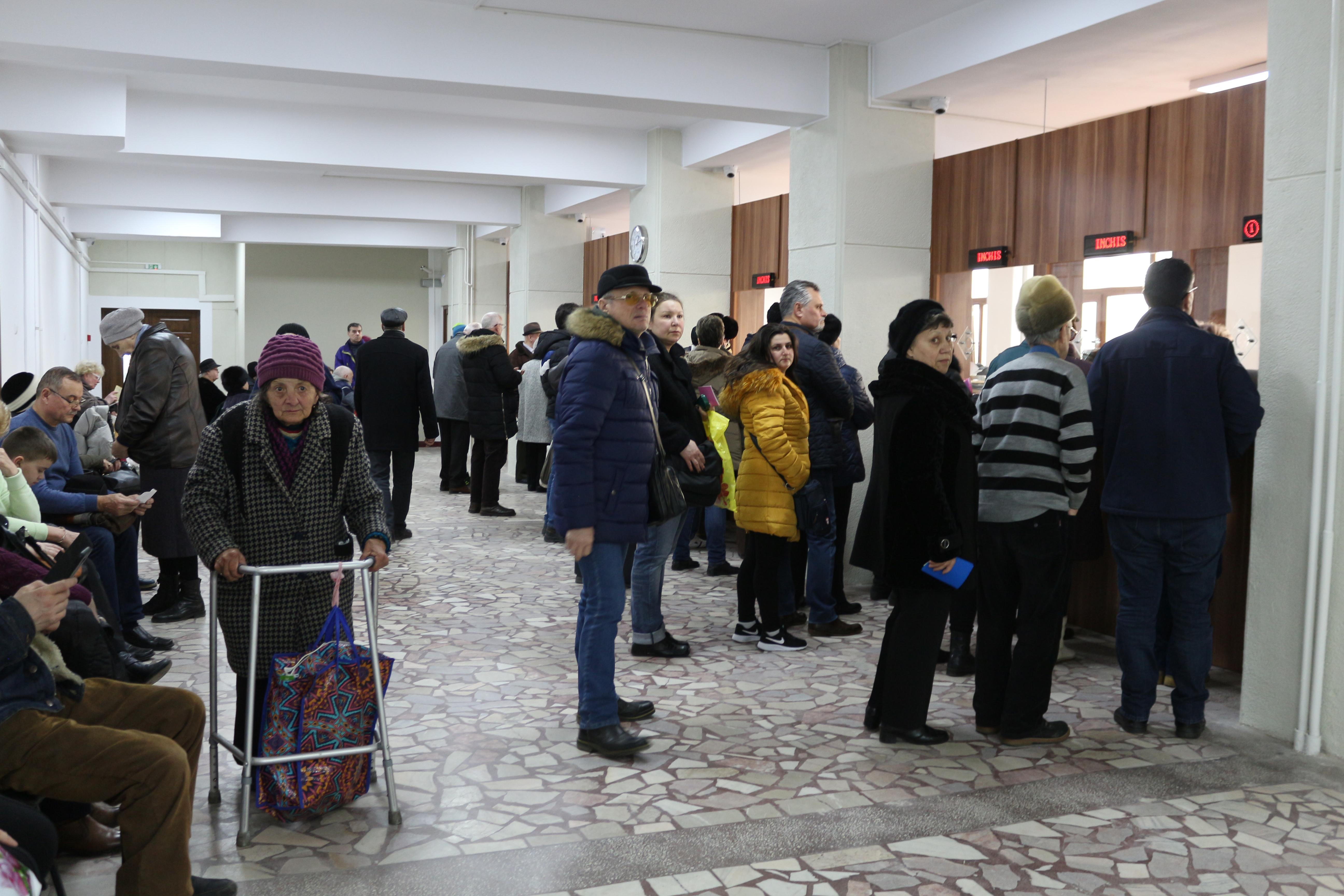 S-a deschis noul sediu al CAR-ului pensionarilor. ”Mecca” împrumuturilor s-a mutat în Centru (FOTO)